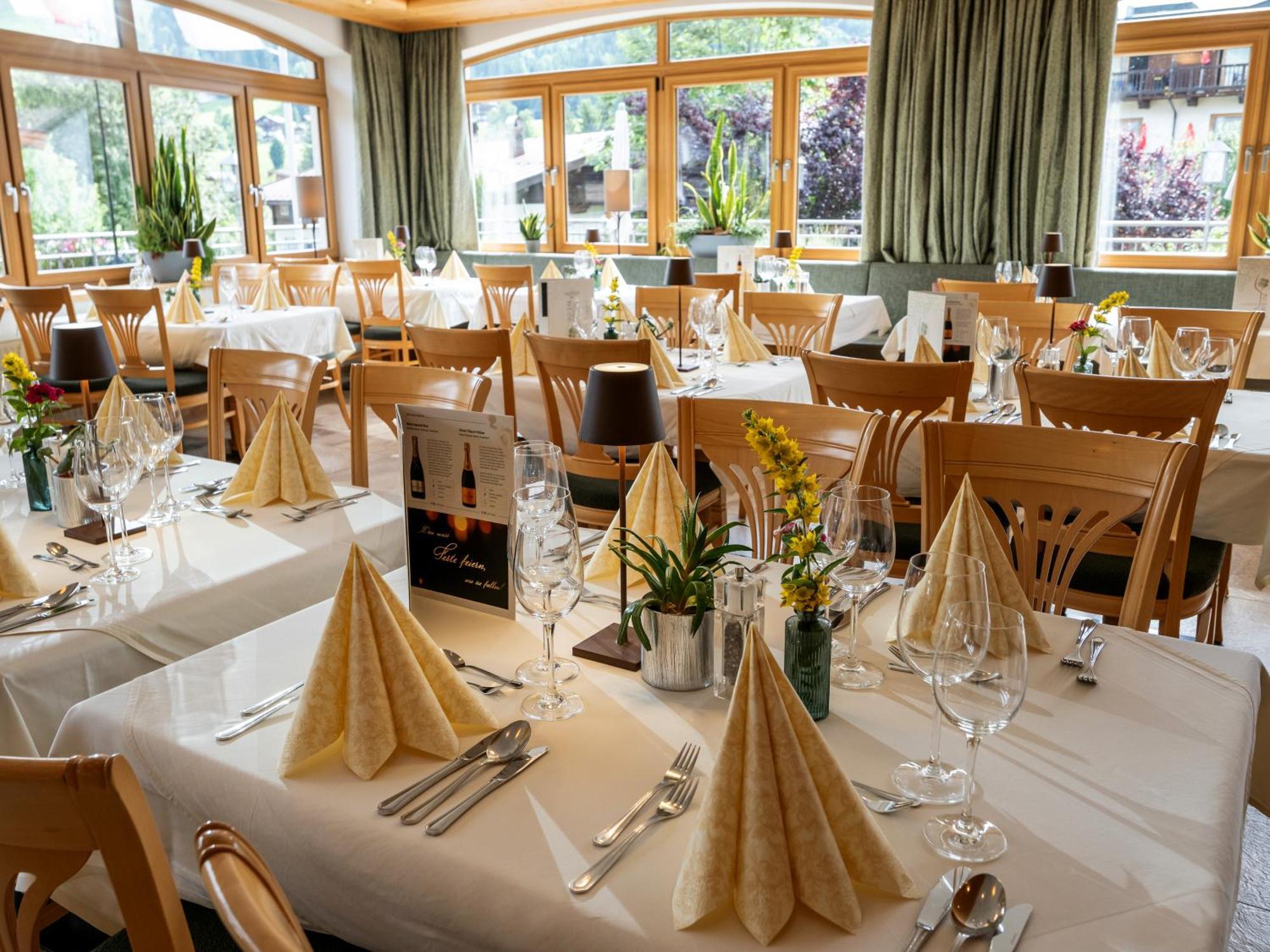 Alpen Glueck Hotel Kirchberger Hof Kirchberg in Tirol Exterior foto